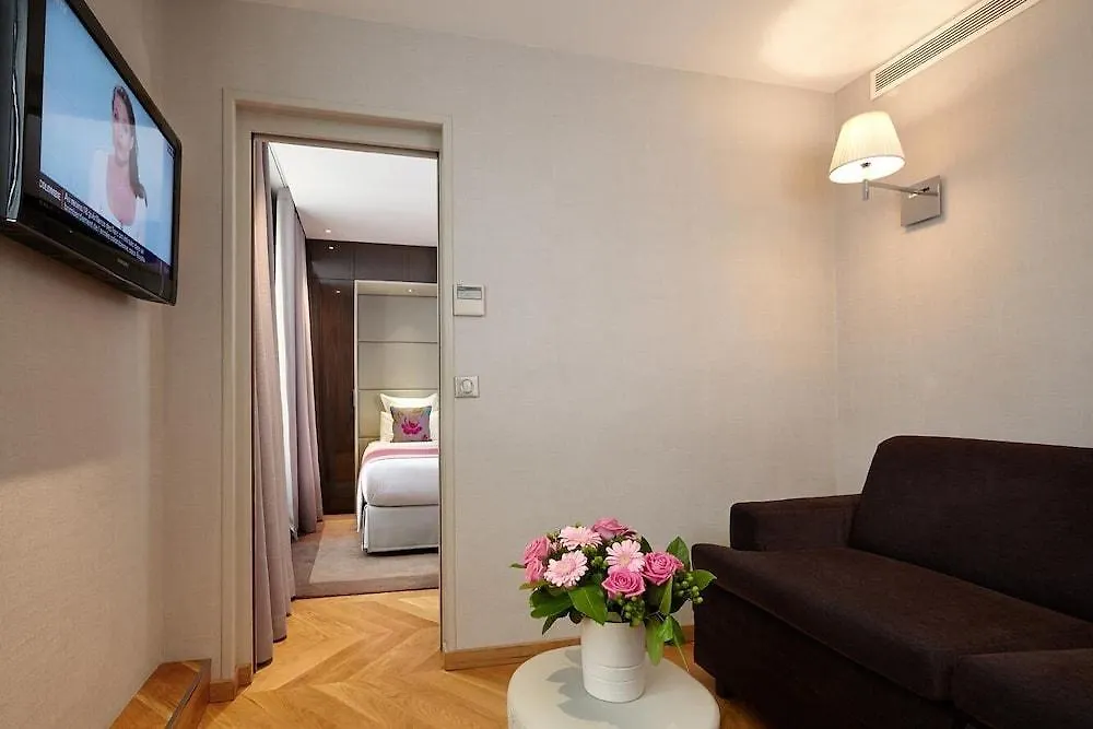 Hotel Tourisme Avenue Paris 4*,