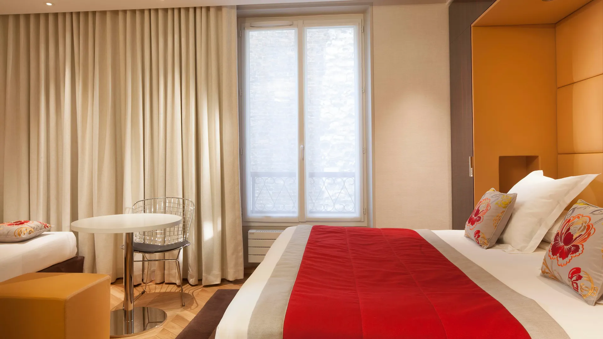 Hotel Tourisme Avenue Paris 4*,  France